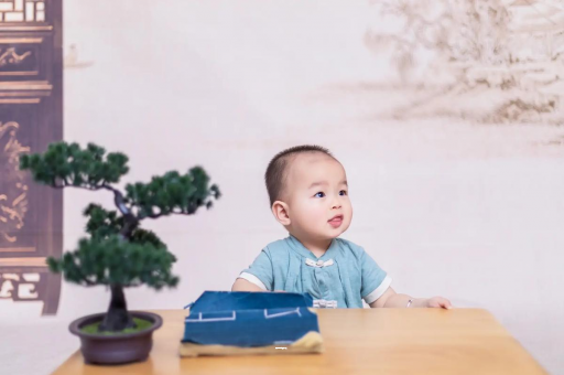 鄄城月子里宝宝湿疹怎么办 鄄城月子里宝宝湿疹怎么办